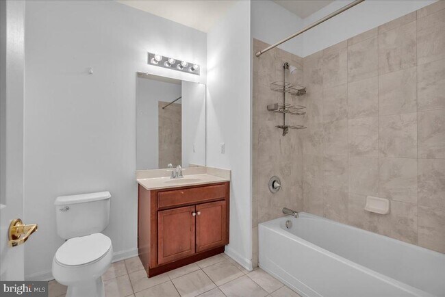 Building Photo - 4023 Derby Ct