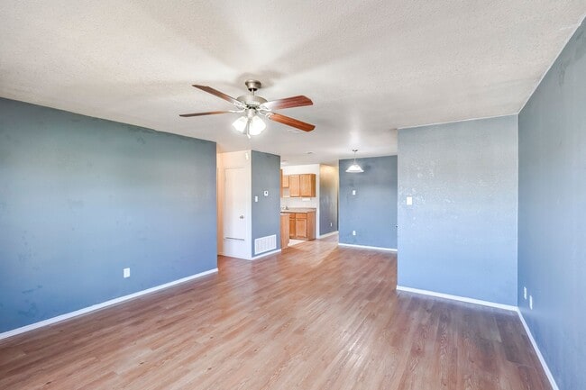 Building Photo - 2913 Starlight Dr