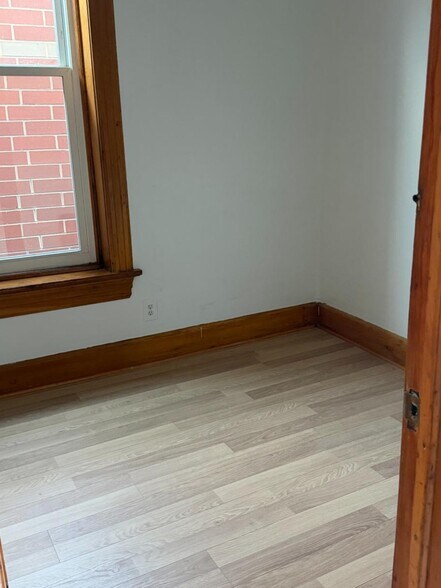 Building Photo - 2734 W Haddon Ave