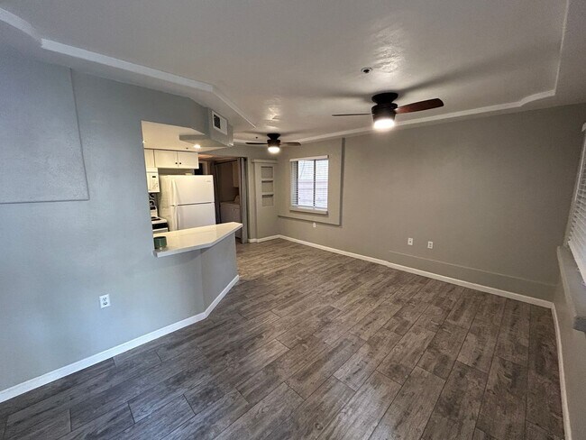 Building Photo - 12221 W Bell Rd