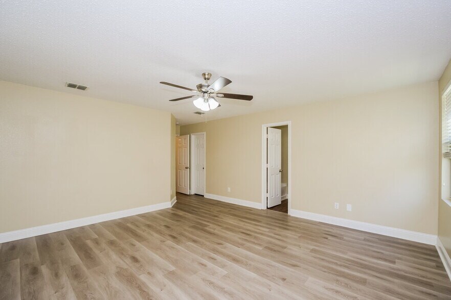 Building Photo - 648 Granite Ridge Dr