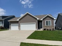 Building Photo - Dream Home Rental in Waukee! 3-Car Garage!