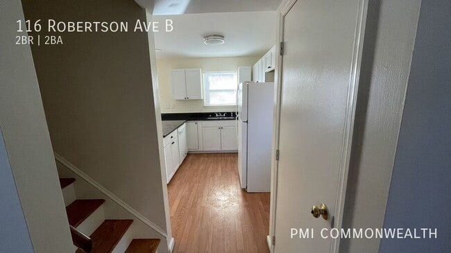 Building Photo - 116 Robertson Ave