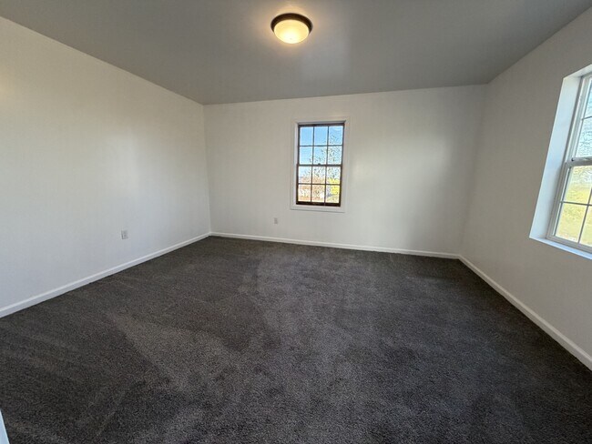 Building Photo - 3994 Erle Rd