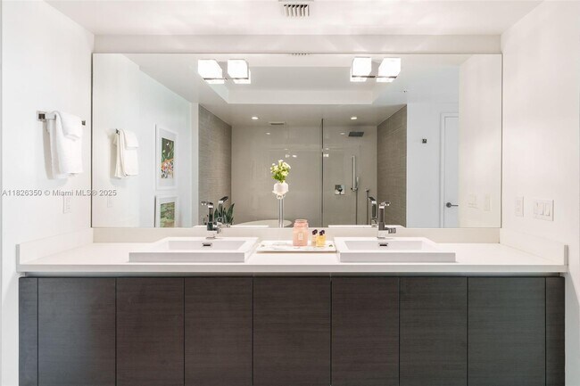 Building Photo - 330 Sunny Isles Blvd