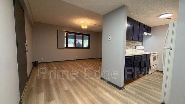 Building Photo - 2343 B St