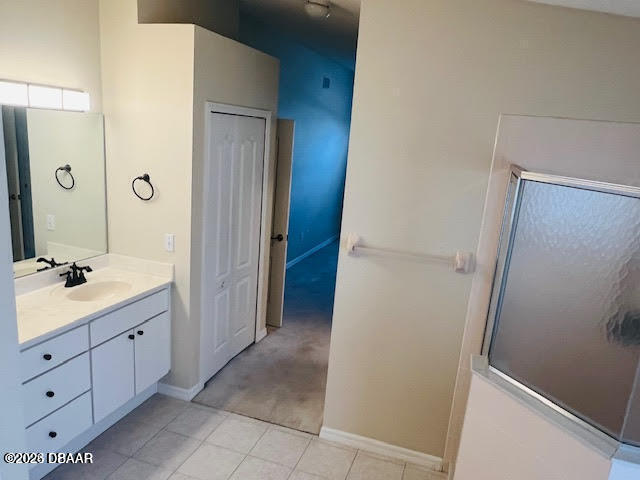 Building Photo - 4 Lonetree Look