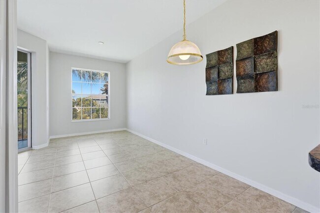 Building Photo - 4456 Streamside Ct