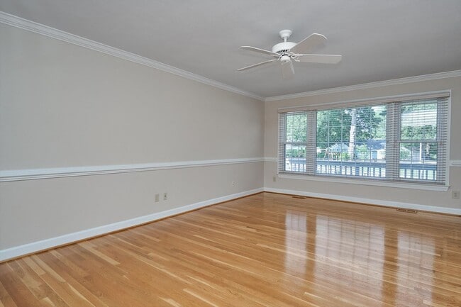 Building Photo - 2406 Jib Cir