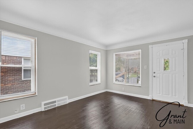 Building Photo - 7726 Beaverland St