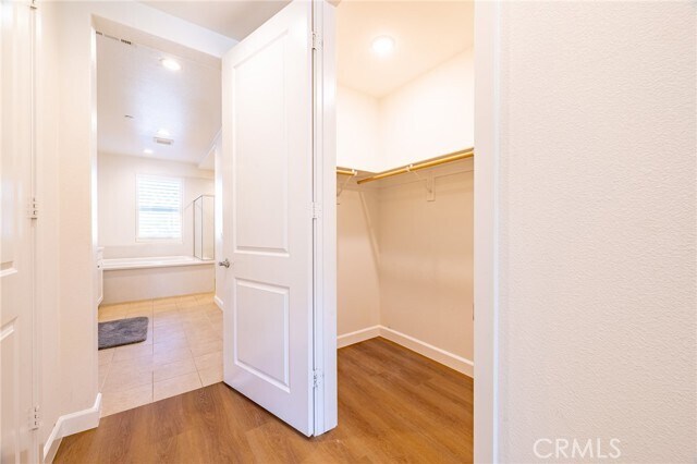 Building Photo - 172 Follyhatch