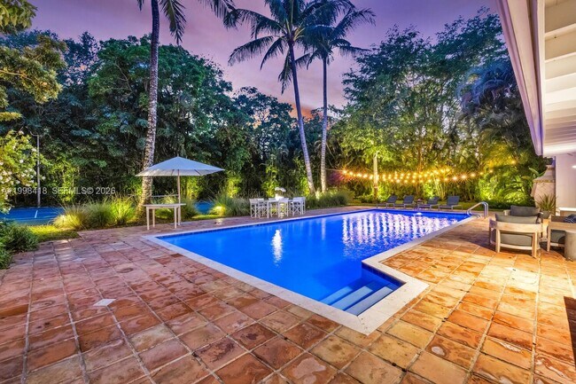 Building Photo - 6140 SW 90th St