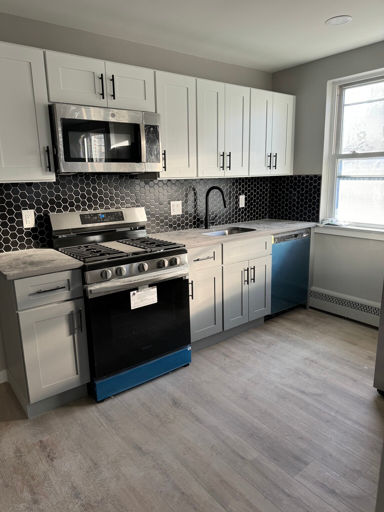 Building Photo - 1822 Rhawn St