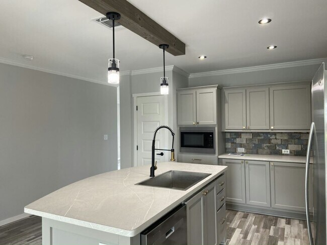 Building Photo - 7300 20th St