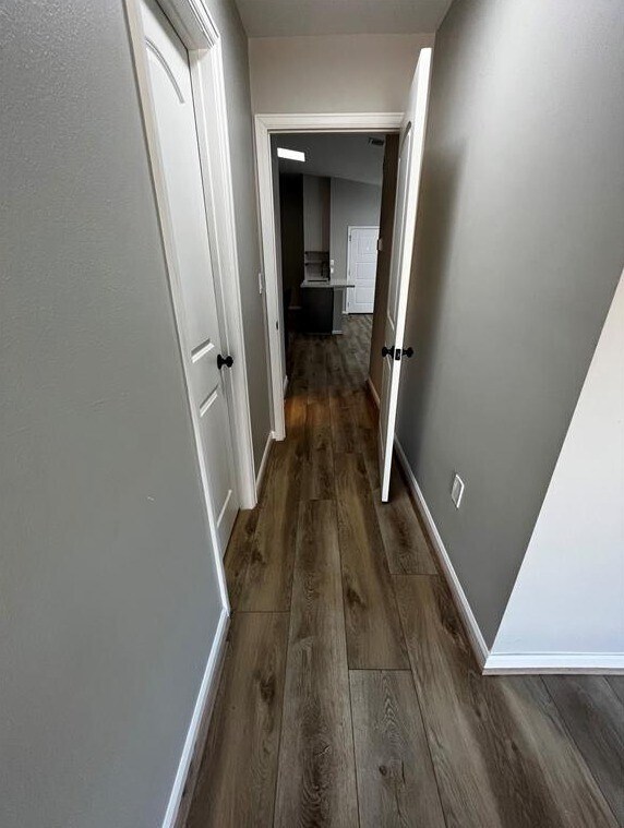 Building Photo - 2425 Augusta Dr