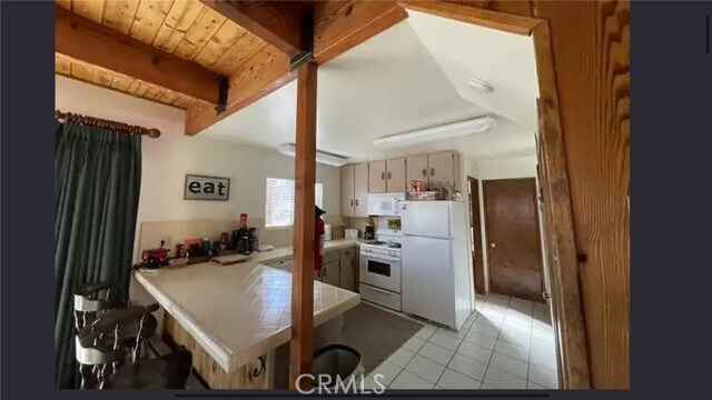 Building Photo - 27425 Peninsula Dr