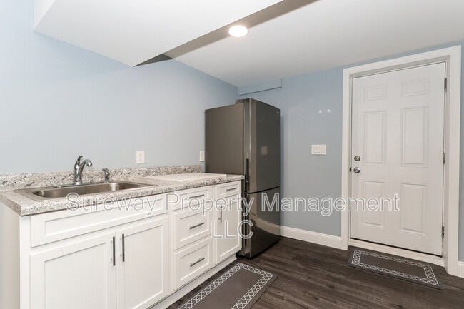 Building Photo - 208 Stoney Hill Rd