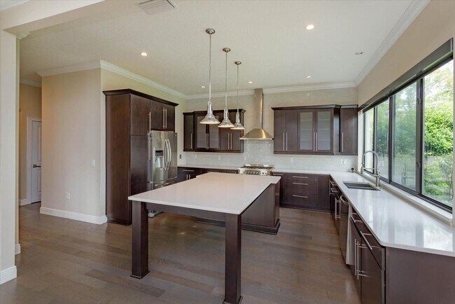 Building Photo - Modern Style Winter Park Home