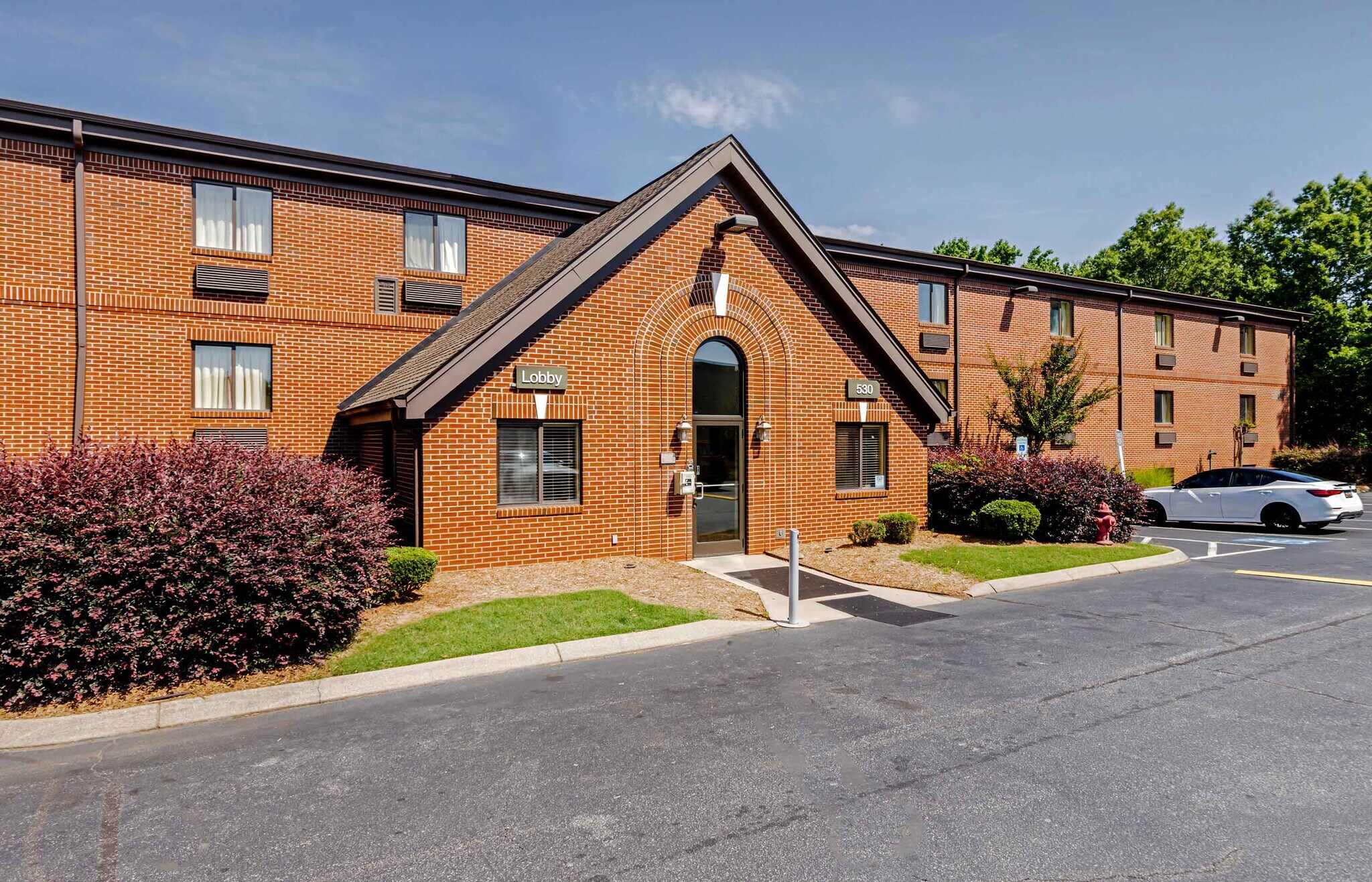 Building Photo - Furnished Studio-Greenville - Haywood Mall