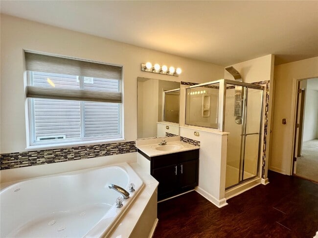 Building Photo - 188 Birchwood Trail Dr
