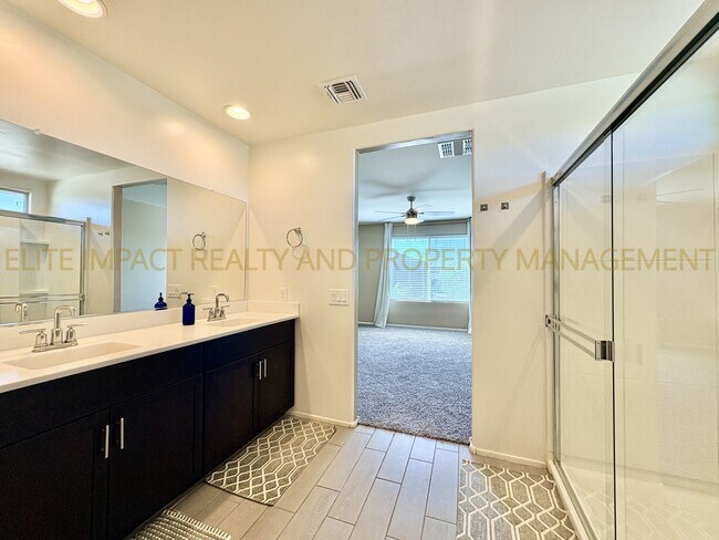 Building Photo - 7654 S Via Casa De Campo