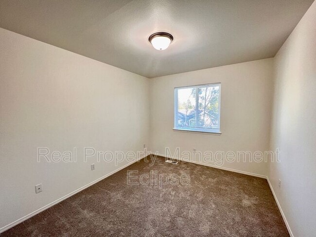 Building Photo - 1610 107th Pl SE