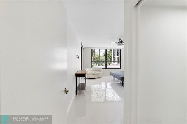Building Photo - 7579 Imperial Dr