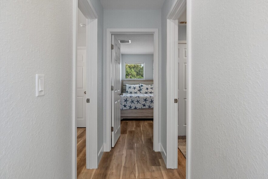 Building Photo - 10244 W Waterlander Lp