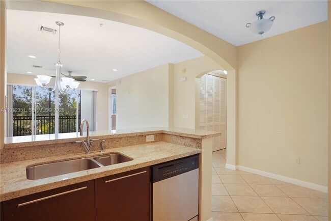 Building Photo - 2900 NW 125th Ave