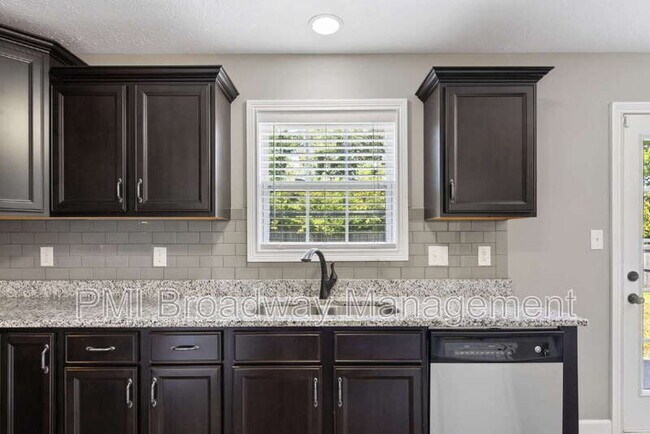 Building Photo - 1259 Eagle's View Dr