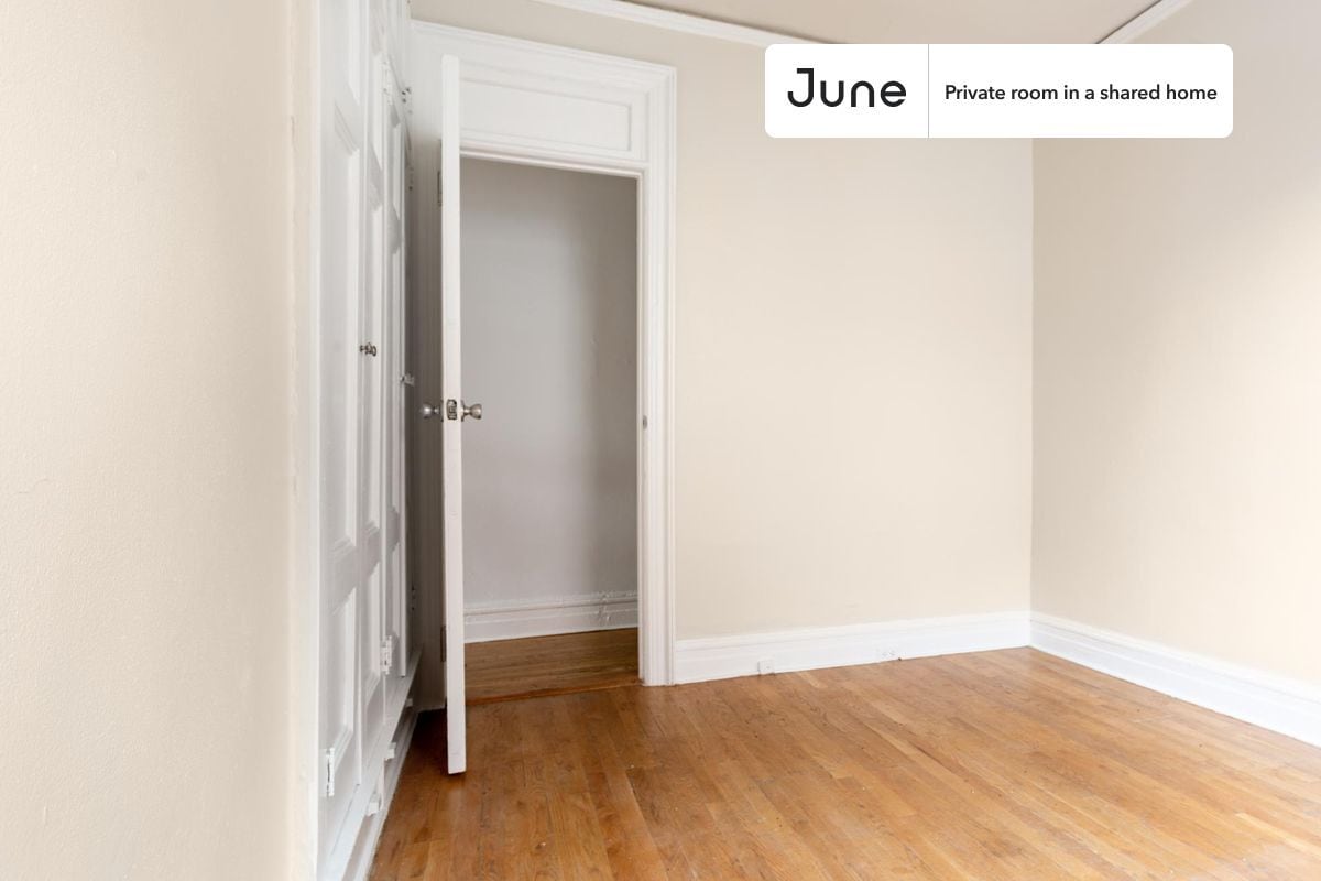 Building Photo - Room in Shared 4 bed/1 bath home in Chelsea