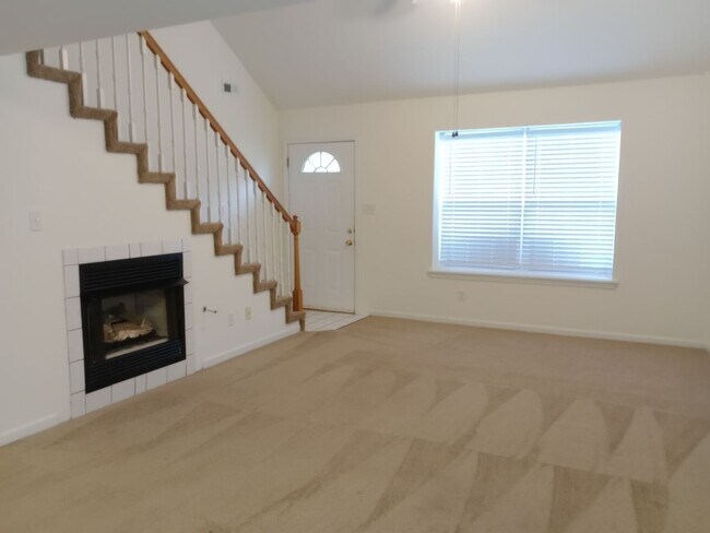 Building Photo - 5013-5015 Carrie Ridge Dr.