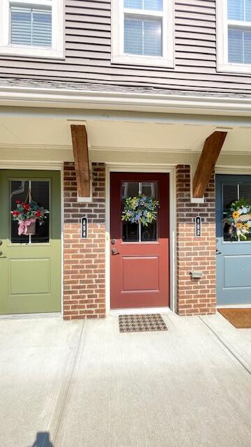 Building Photo - 854 Yorkshire Dr