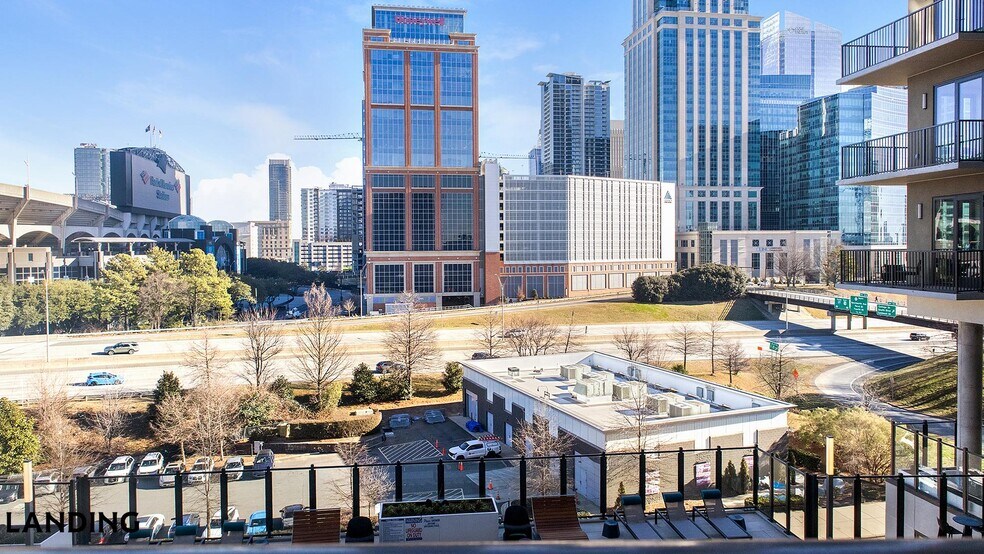 Building Photo - 1007 S Mint St