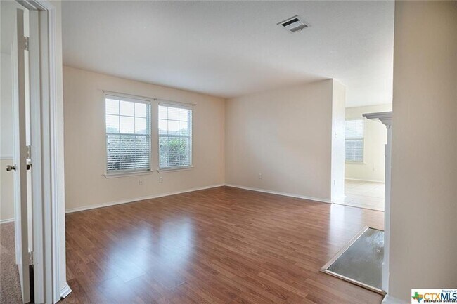 Building Photo - 2021 Kass Cove