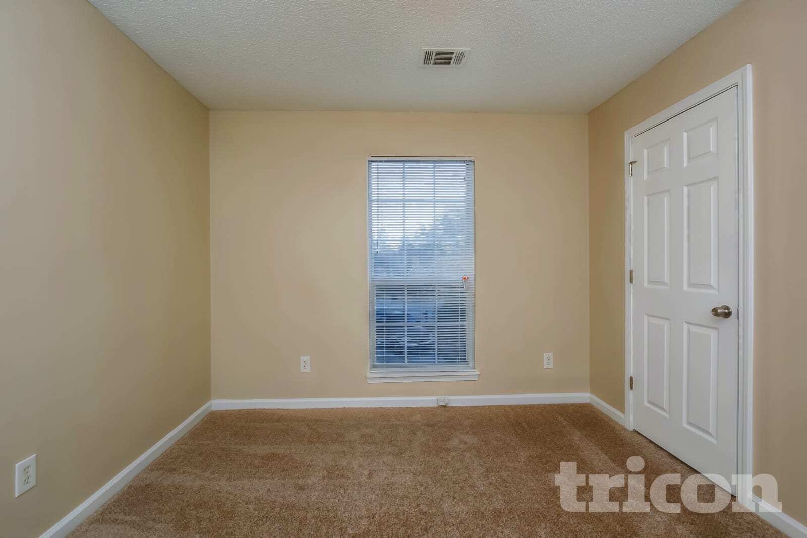 Building Photo - 5002 Ceylon Dr