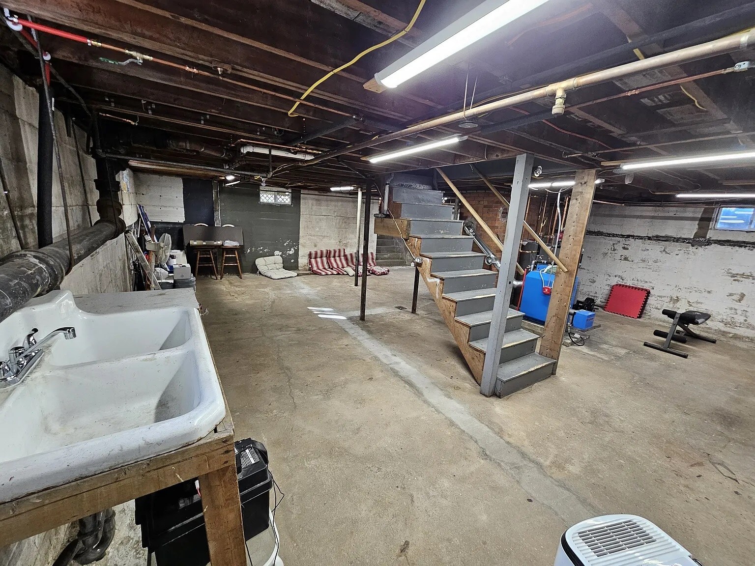 Building Photo - 517 Salmon Falls Rd