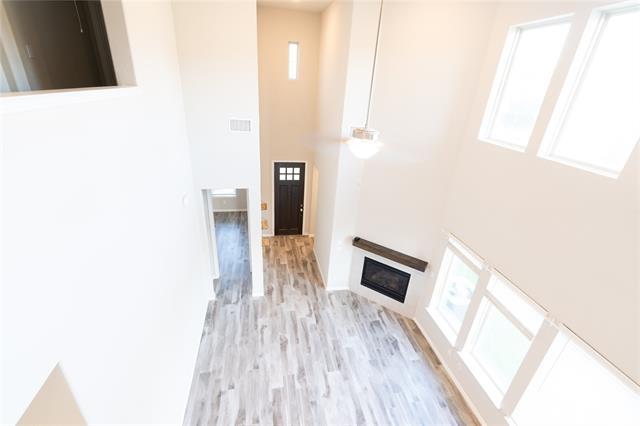 Building Photo - 8635 Edgemere Dr