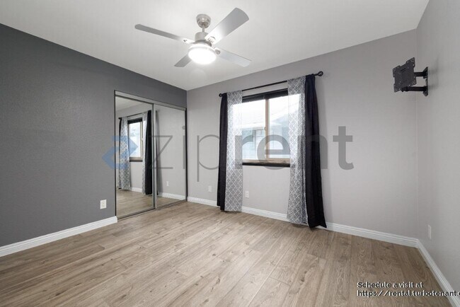 Building Photo - 4244 Cherokee Ave