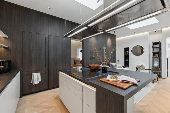 Building Photo - 2783 Filbert St