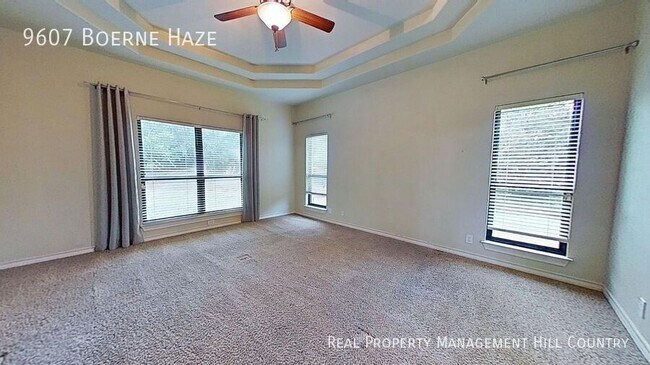 Building Photo - 9607 Boerne Haze