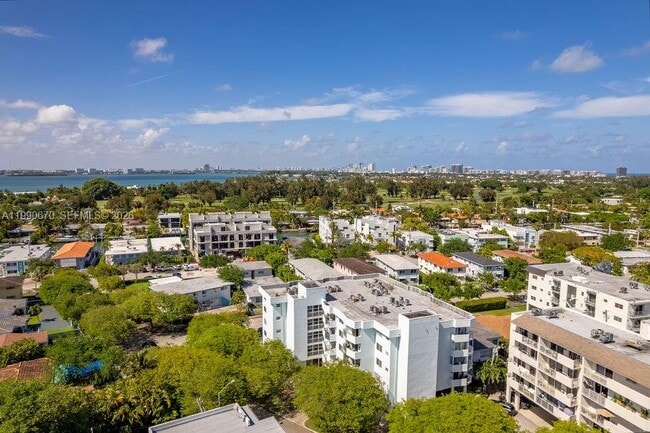 Building Photo - 1990 Marseille Dr