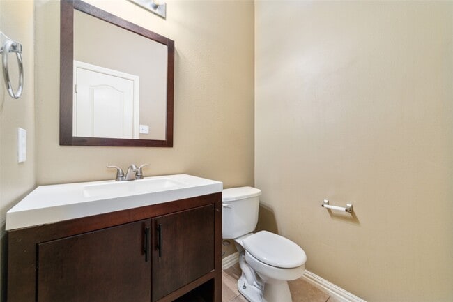 Building Photo - 9823 Lynette Falls Dr