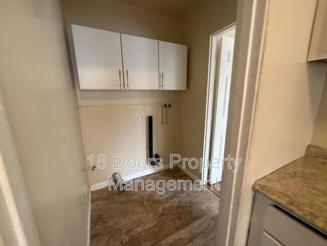 Building Photo - 4523 51st St