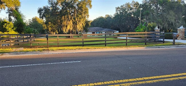 Building Photo - 1804 E Wheeler Rd