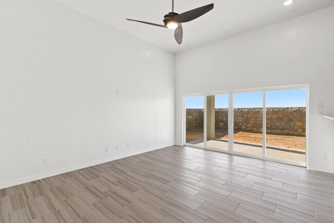 Building Photo - 13348 Eton Ct