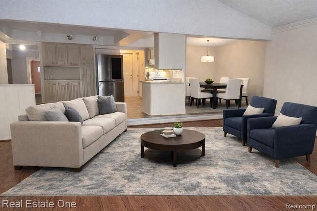 Building Photo - 37683 Adrian Dr