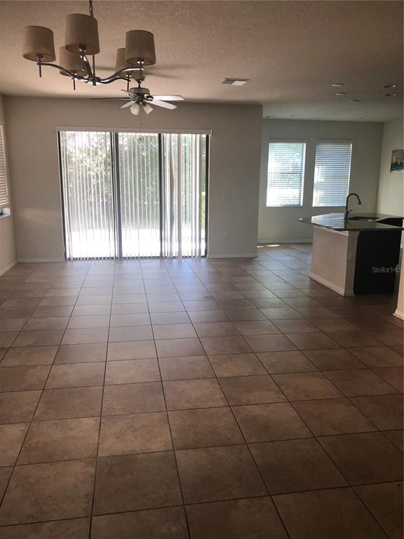 Building Photo - 4830 Wandering Wy