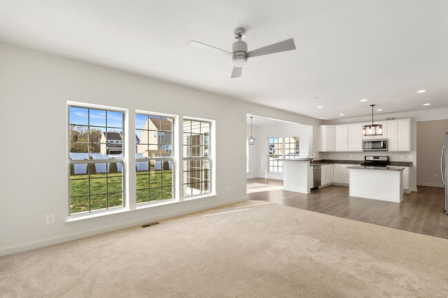 Building Photo - 30 Jeanette Ct