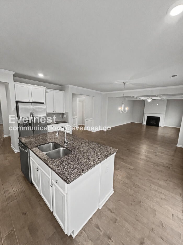 Building Photo - 320 Paxton LN